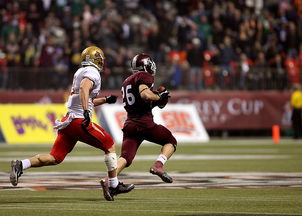 开云体育在线-加拿大队未来的战略：如何通过战术调整打破对手优势，加拿大 部队